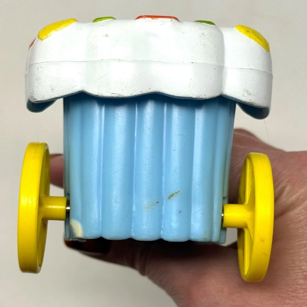 80s Playskool Candy Land Kids Sugar Button's Tricycle Toy Vintage 1982 Vehicle